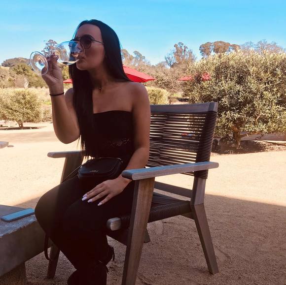 sarahossello25